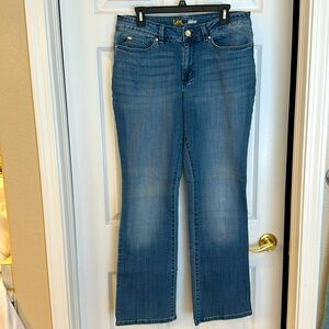 Like New Lee Curvy Bootcut Jeans